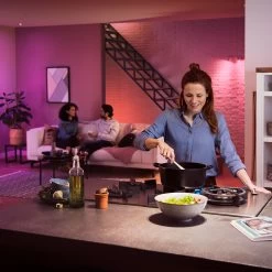 Philips Hue White & Color Ambiance 4,3 W GU10 LED 20 Philips Hue White & Color Ambiance 4,3 W GU10 LED -Viftebelysning Discountbutik philips hue white color ambiance 4 3 w gu10 led 8