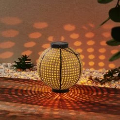 Lindby Lemark LED-solcellelygte, Kugle, Bærbar -Viftebelysning Discountbutik lindby lemark led solcellelygte kugle baerbar 2