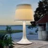 Konstsmide Soldreven LED Bordlampe Assisi Sitra, I Hvid -Viftebelysning Discountbutik soldreven led bordlampe assisi sitra i hvid
